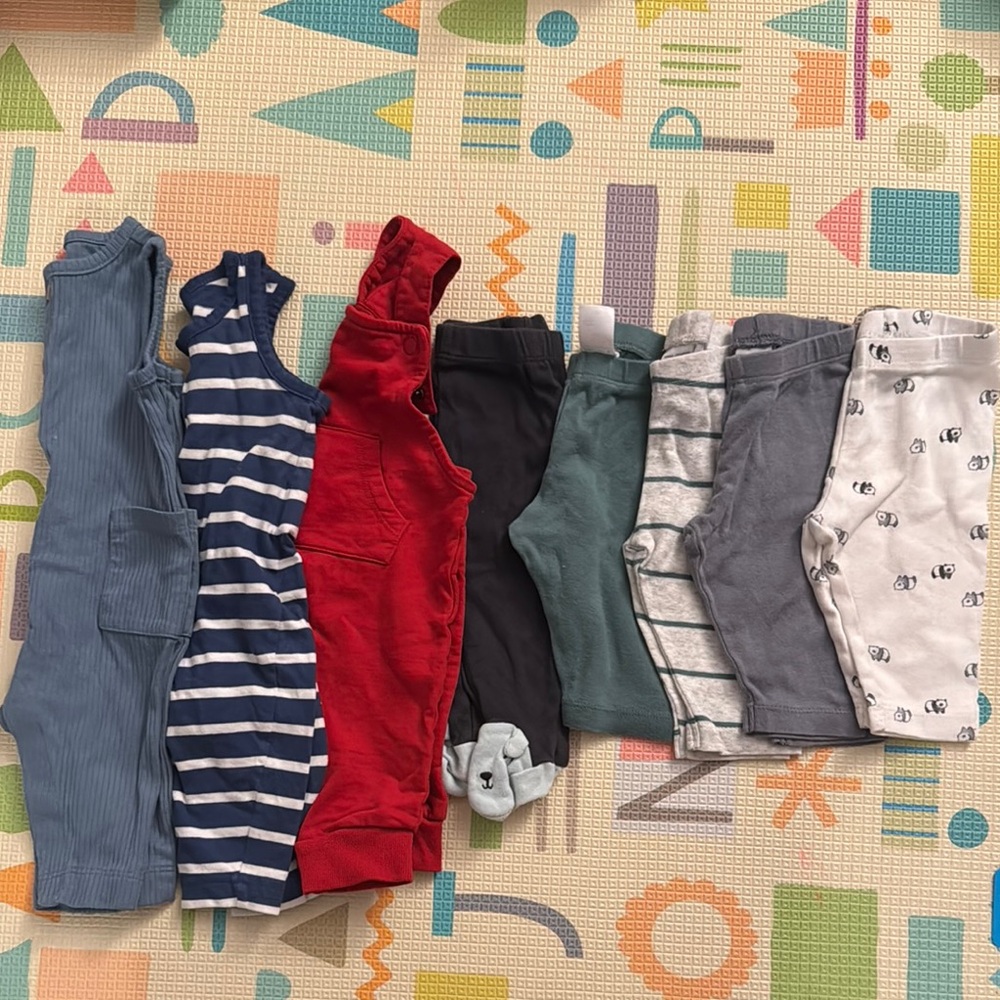 Lot of 8 pants/overalls in sz 0-3 months